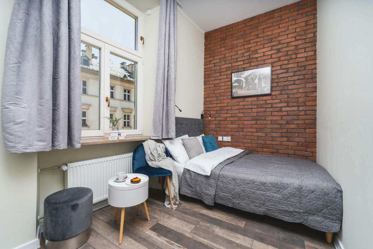 Liv Old Town Апартаменти